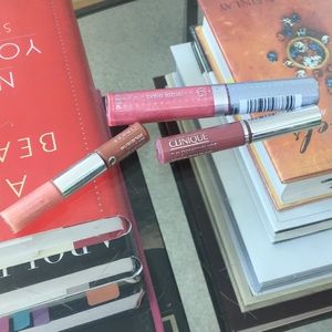 3 lipglosses